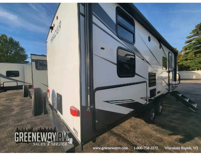 2021 Prime Time Tracer 24DBS Travel Trailer at Greeneway RV Sales & Service STOCK# 10828A Photo 4
