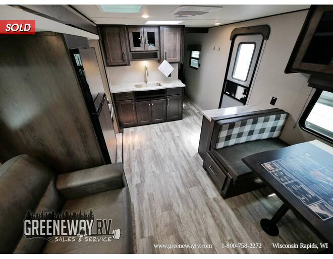 2022 Grand Design Transcend Xplor 261BH Travel Trailer at Greeneway RV Sales & Service STOCK# 10059 Photo 8