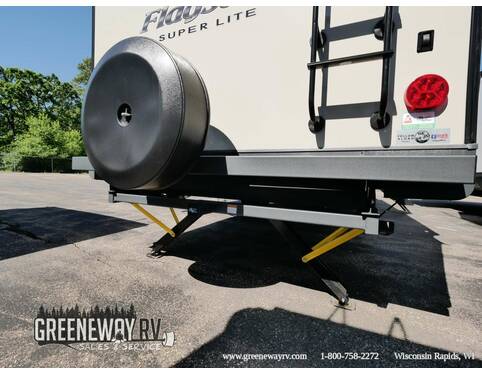 2022 Flagstaff Super Lite 29RBS Travel Trailer at Greeneway RV Sales & Service STOCK# 10094 Photo 5