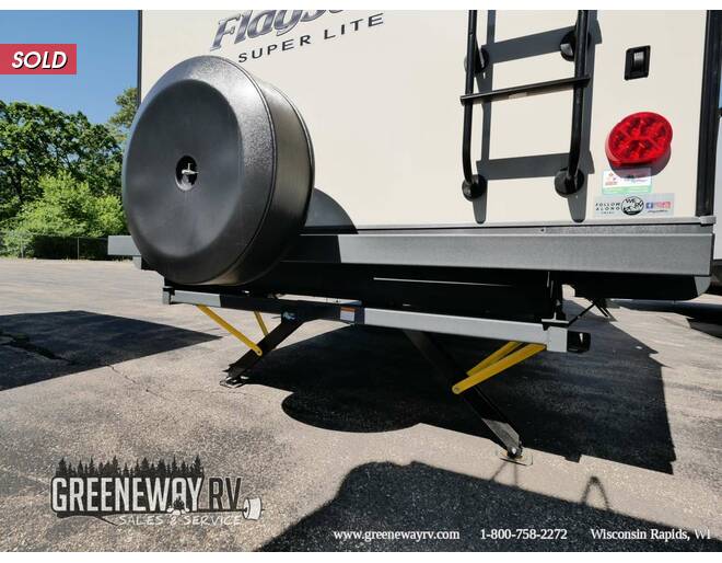 2022 Flagstaff Super Lite 29RBS Travel Trailer at Greeneway RV Sales & Service STOCK# 10094 Photo 5