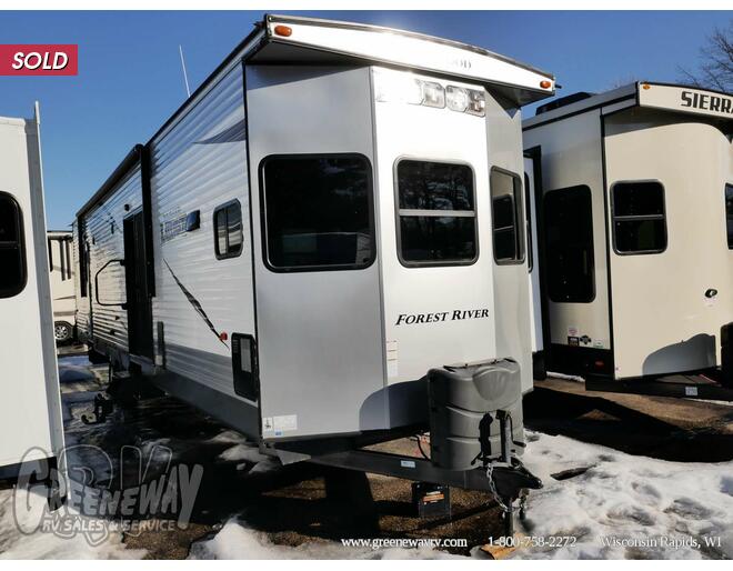 2016 Wildwood Lodge 394FKDS Travel Trailer at Greeneway RV Sales & Service STOCK# 9734A Exterior Photo