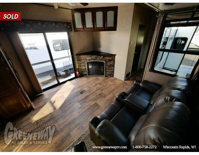 2016 Wildwood Lodge 394FKDS Travel Trailer at Greeneway RV Sales & Service STOCK# 9734A Photo 9
