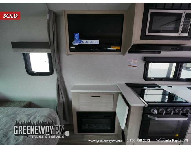 2023 Flagstaff Micro Lite 22FBS Travel Trailer at Greeneway RV Sales & Service STOCK# 10459 Photo 9