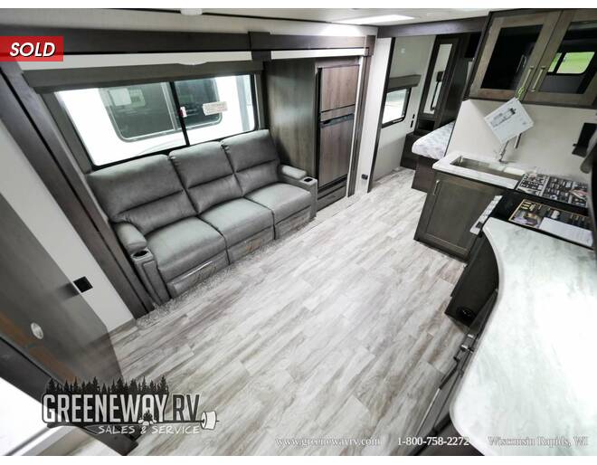 2022 Grand Design Transcend Xplor 221RB Travel Trailer at Greeneway RV Sales & Service STOCK# 10527 Photo 5