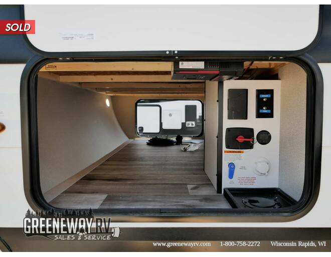 2022 Grand Design Transcend Xplor 231RK Travel Trailer at Greeneway RV Sales & Service STOCK# 10571 Photo 5