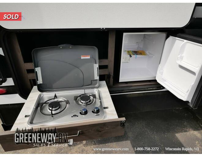 2022 Grand Design Transcend Xplor 321BH Travel Trailer at Greeneway RV Sales & Service STOCK# 10573 Photo 5