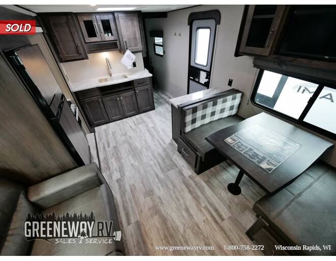 2022 Grand Design Transcend Xplor 261BH Travel Trailer at Greeneway RV Sales & Service STOCK# 10615 Photo 8
