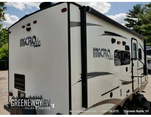 2018 Flagstaff Micro Lite 21DS  at Greeneway RV Sales & Service STOCK# 10687U Photo 4