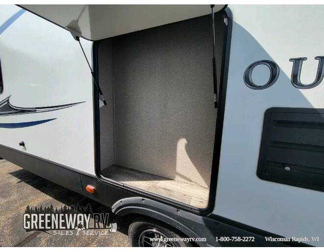 2019 Keystone Outback Ultra-Lite 260UML Travel Trailer at Greeneway RV Sales & Service STOCK# 10906A Photo 3
