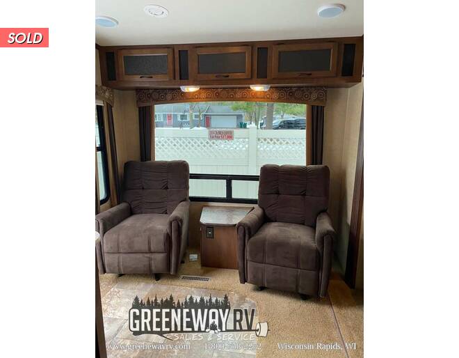 2014 Jayco Eagle HT 26.5RLS Fifth Wheel at Greeneway RV Sales & Service STOCK# 10825A Photo 4