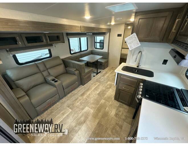 2022 Flagstaff Super Lite 29BHS Travel Trailer at Greeneway RV Sales & Service STOCK# 11037U Photo 7